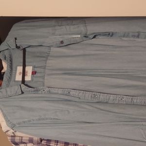 nwt chambray button up